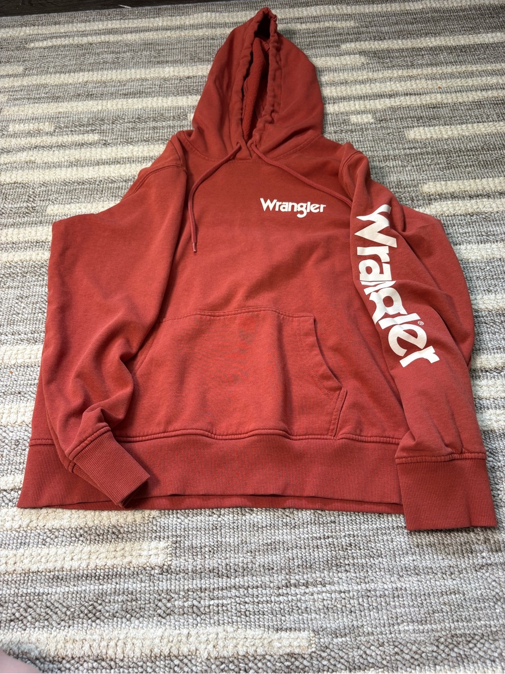 Wrangler women’s Rust Red Logo Hoodie